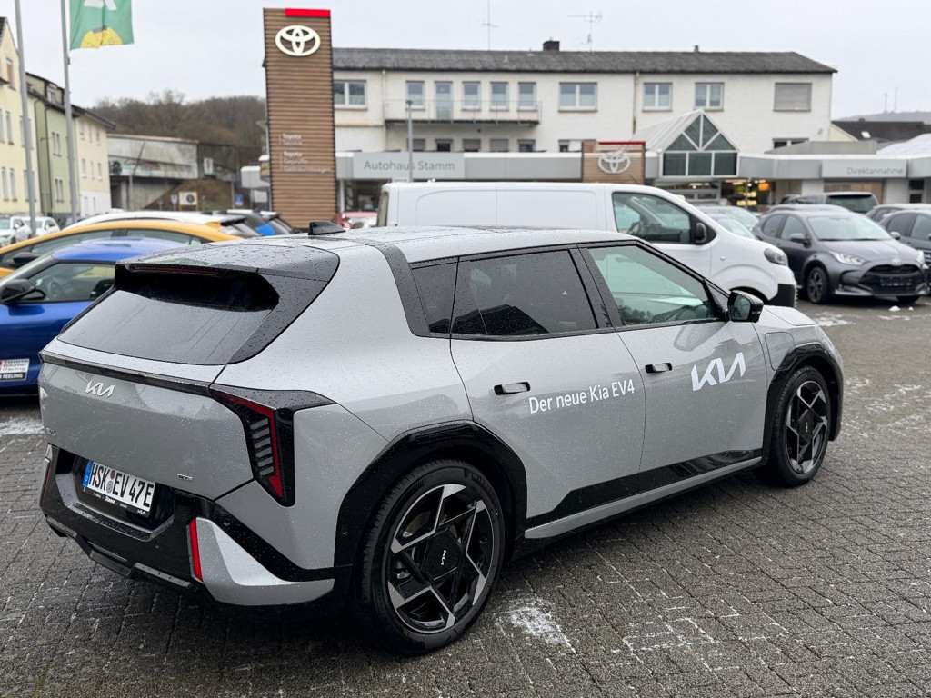 Kia EV4
