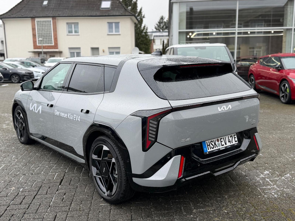 Kia EV4