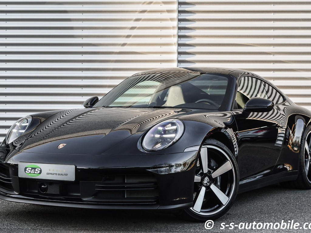 Porsche 992 2024 Benzine