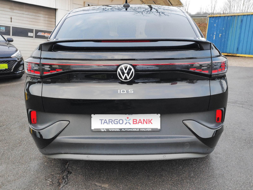 Volkswagen ID.5