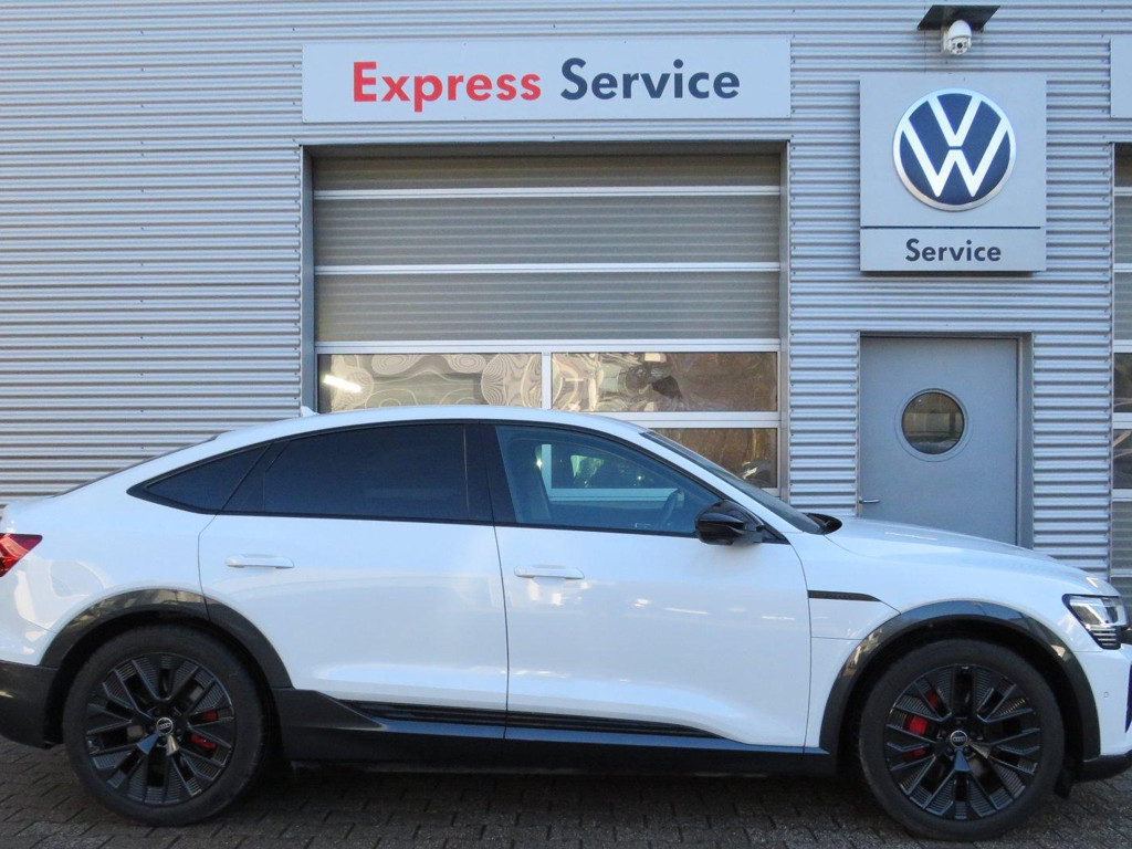 Audi Q8 e-tron 2024 Elektrisch