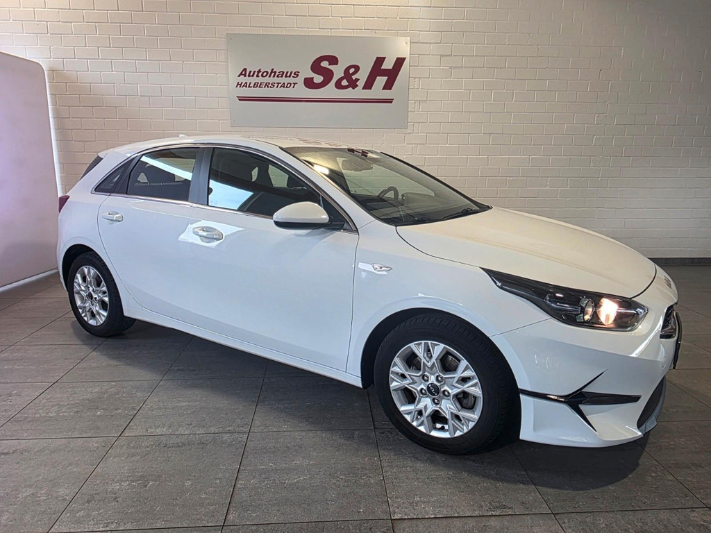 Kia Ceed 2022 Benzine