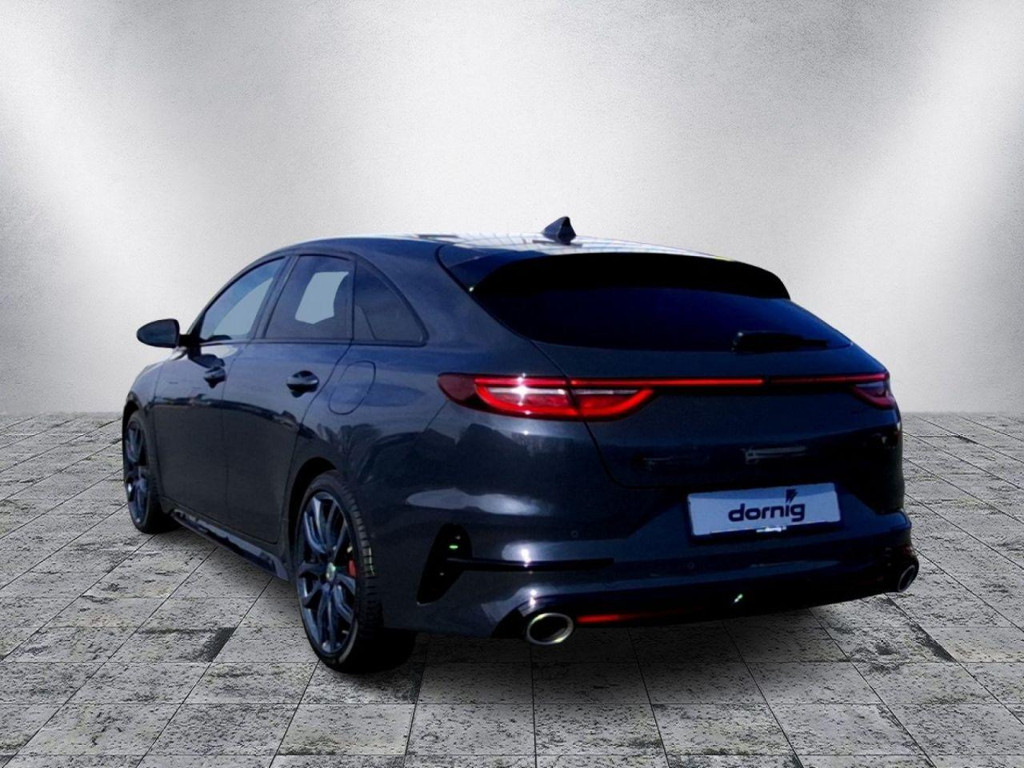 Kia ProCeed