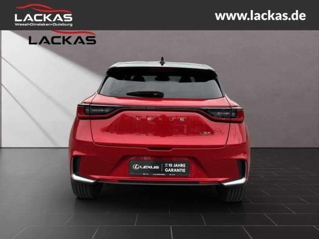 Lexus LBX