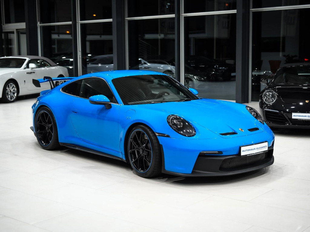 Porsche 992
