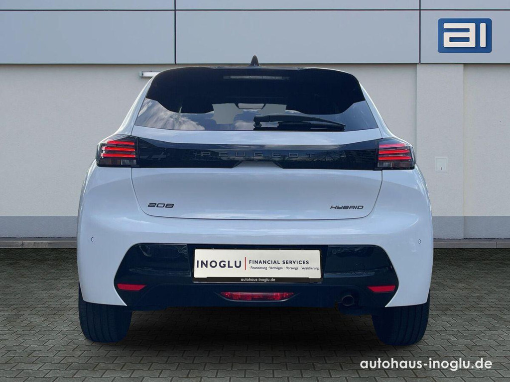 Peugeot e-208