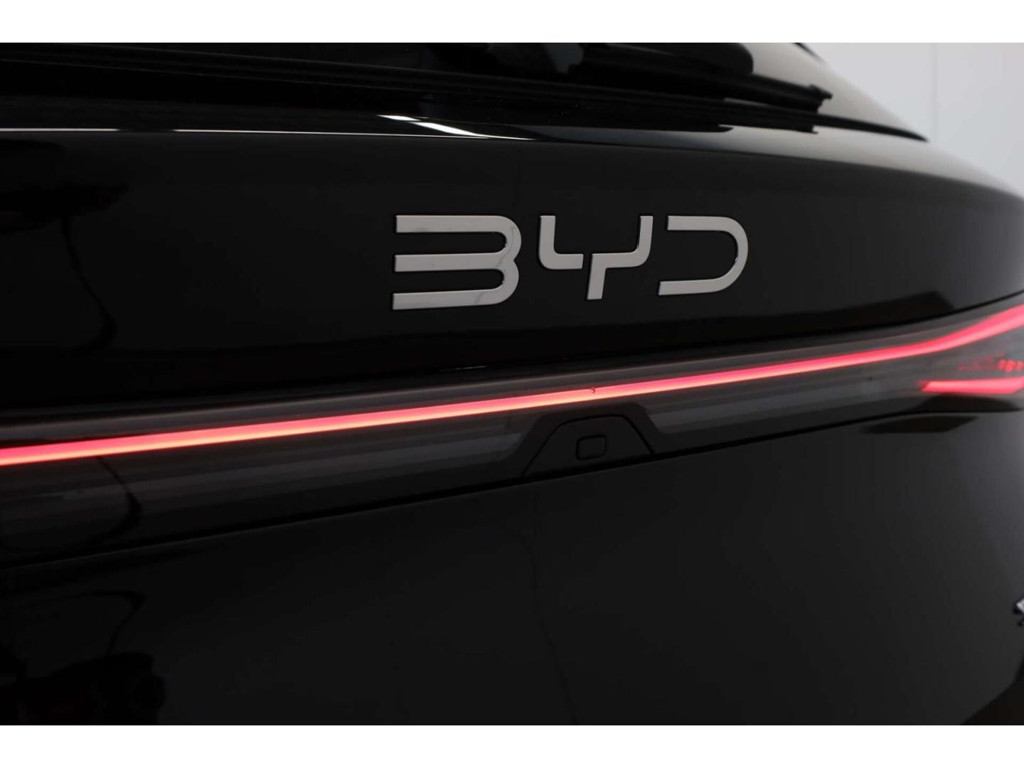 BYD Seal 6