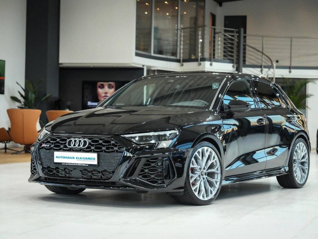 Audi RS3 2023 Benzine