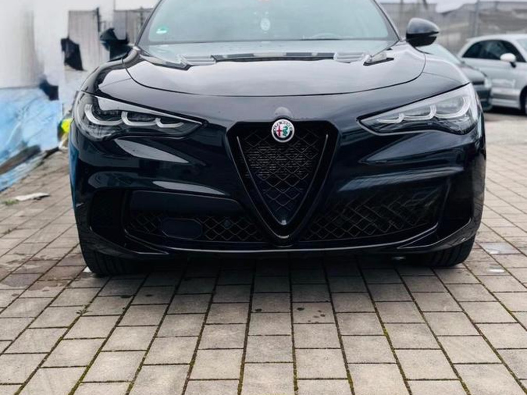 Alfa Romeo Stelvio 2024 Benzine