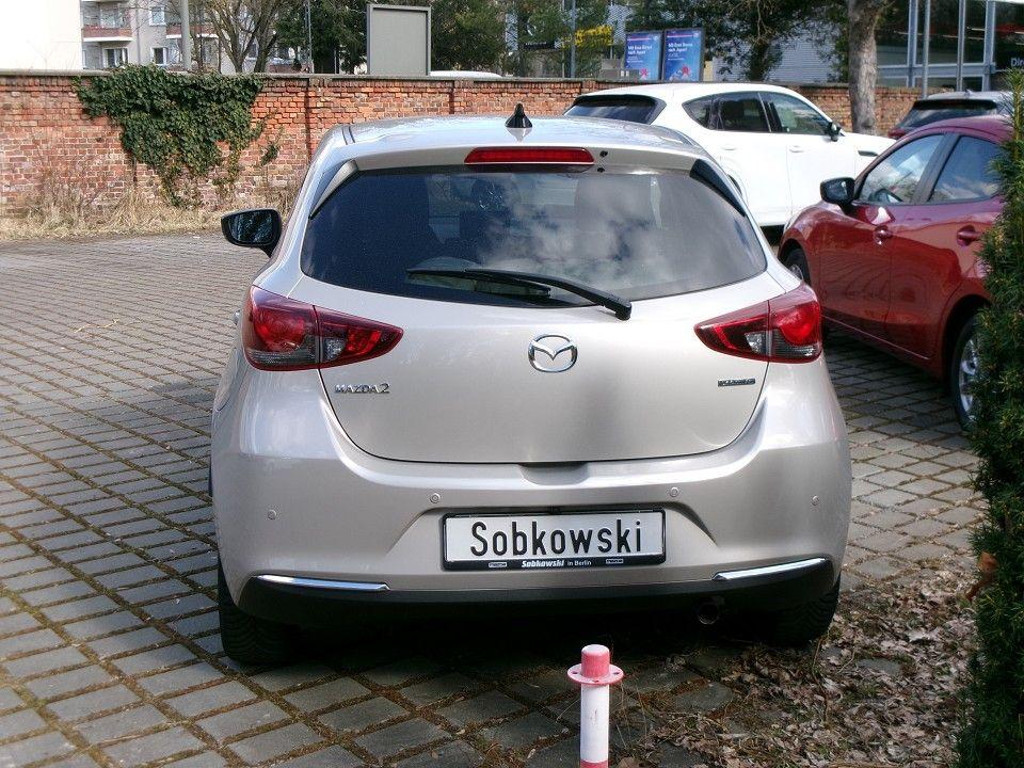 Mazda 2