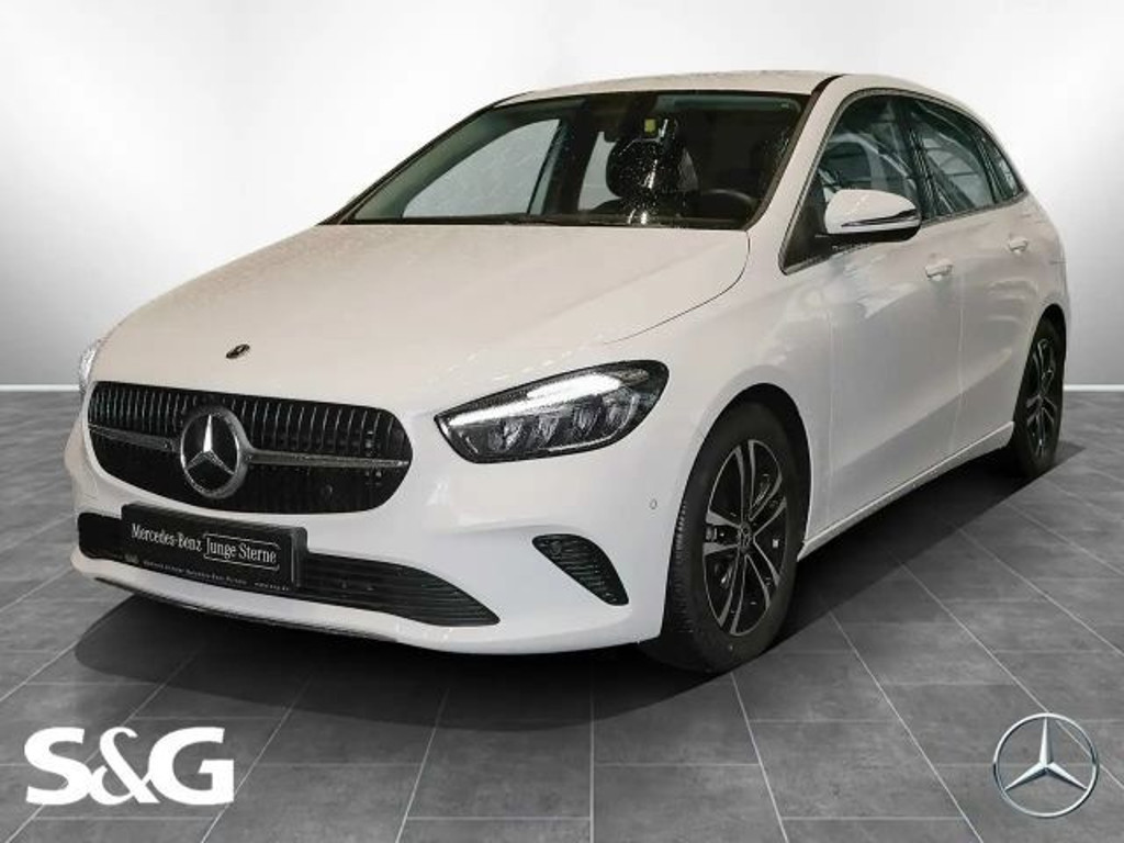 Mercedes-Benz B-Klasse 2024 Benzine