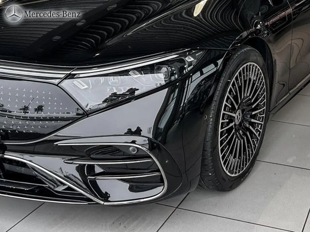 Mercedes-Benz EQS