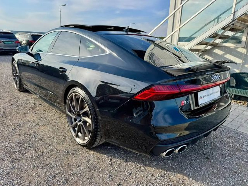 Audi S7