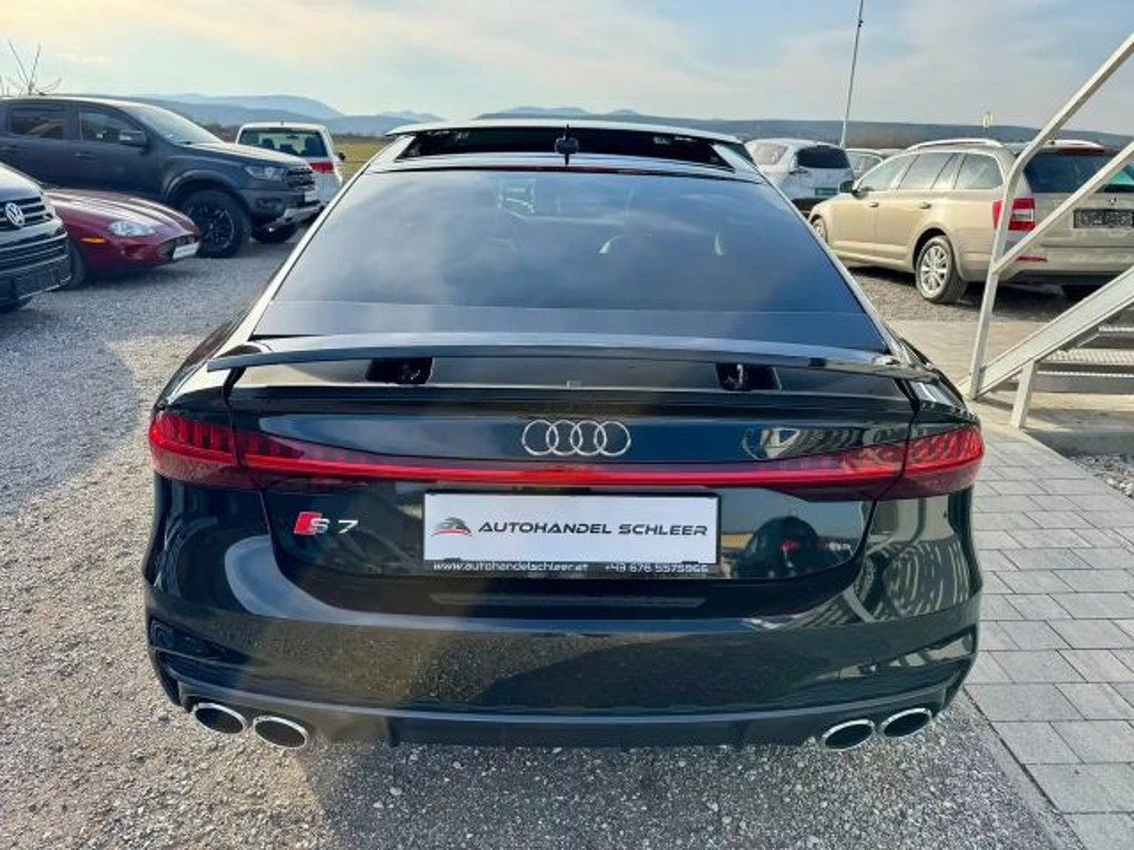 Audi S7