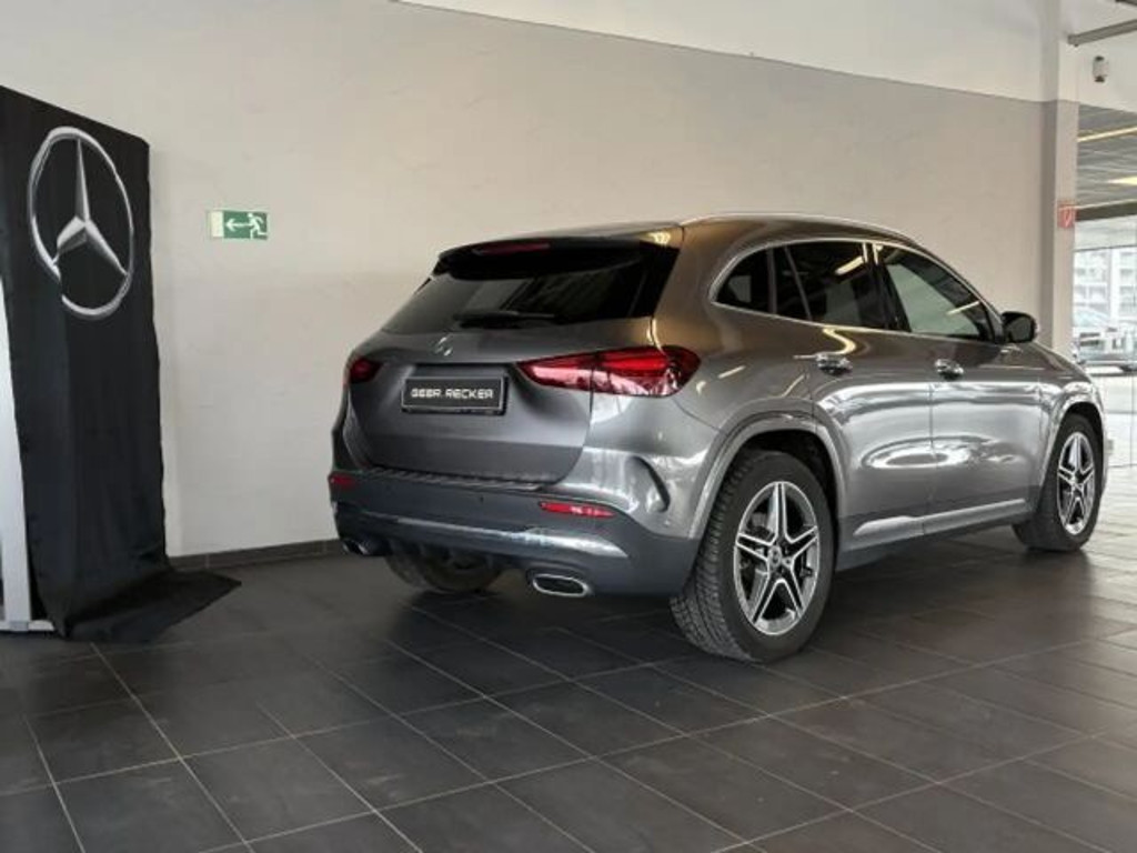 Mercedes-Benz GLA-Klasse