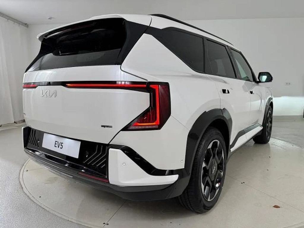 Kia EV5