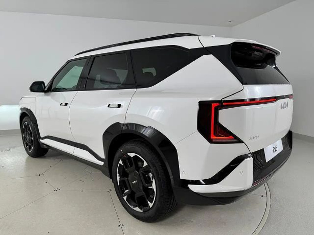 Kia EV5