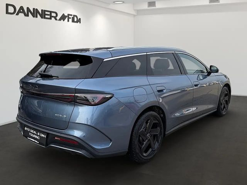 BYD Seal 6