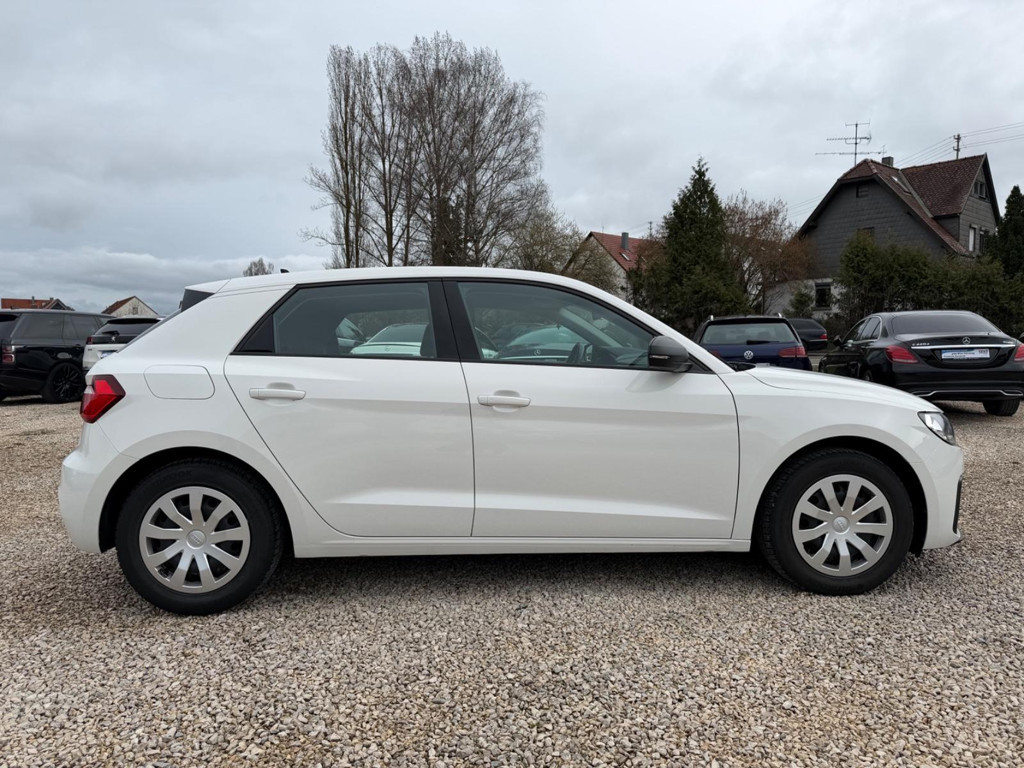 Audi A1 2023 Benzine