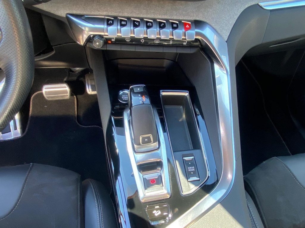 Peugeot 5008 2023 Benzine