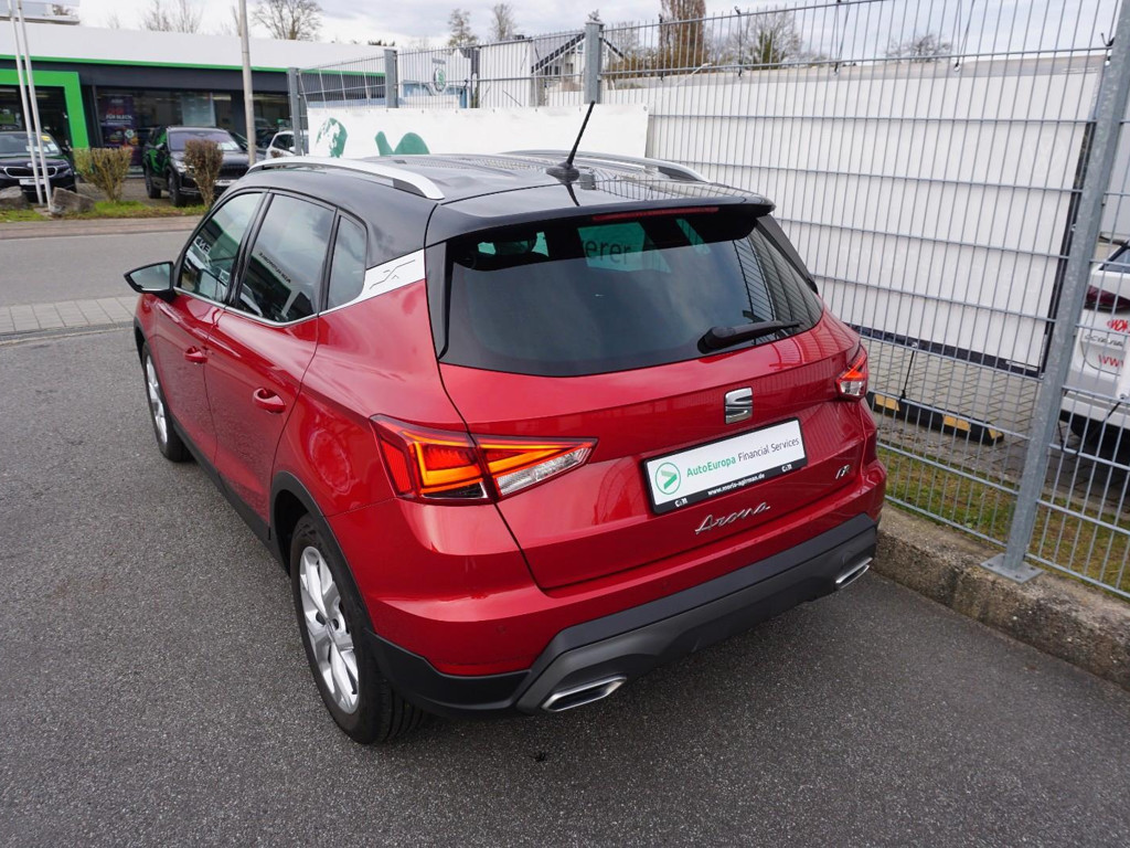 Seat Arona