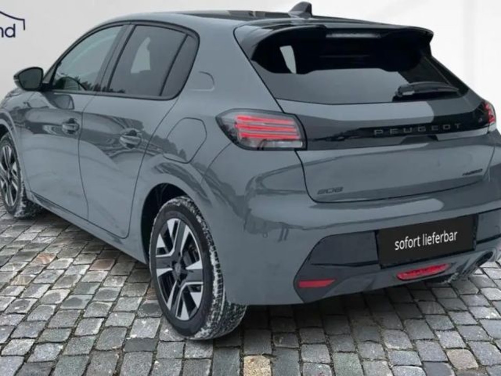 Peugeot e-208
