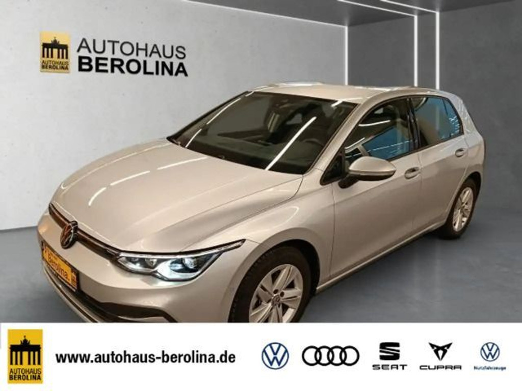 Volkswagen Golf 2023 Benzine