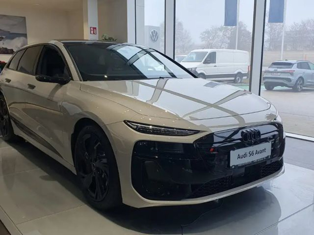 Audi S6 e-tron