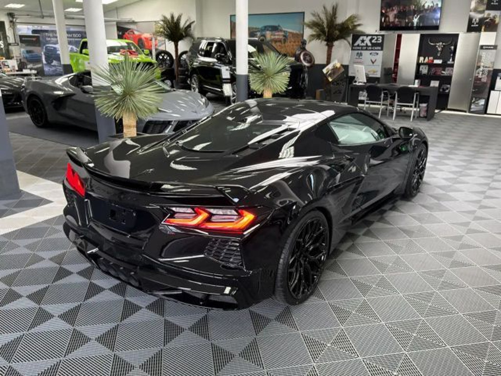 Corvette C8