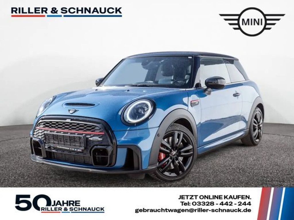 Mini John Cooper Works 2022 Benzine