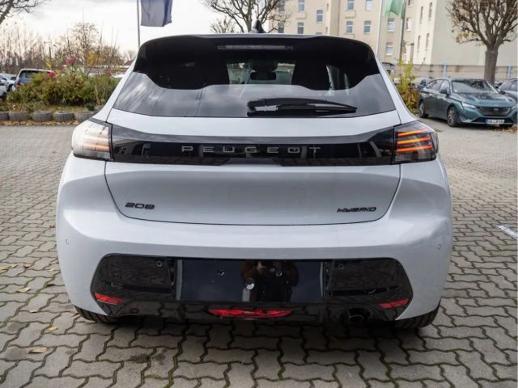 Peugeot e-208