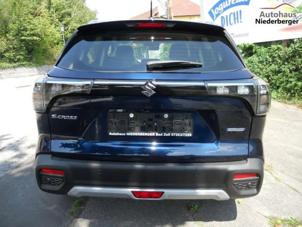 Suzuki S-Cross