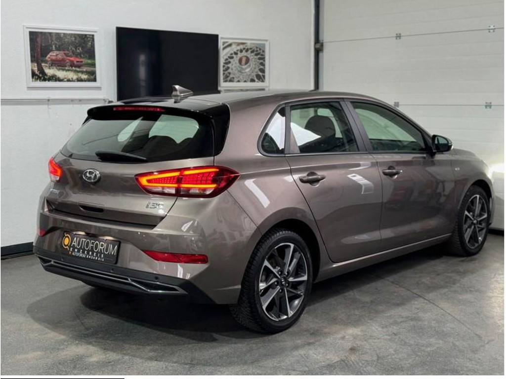 Hyundai i30 2022 Benzine