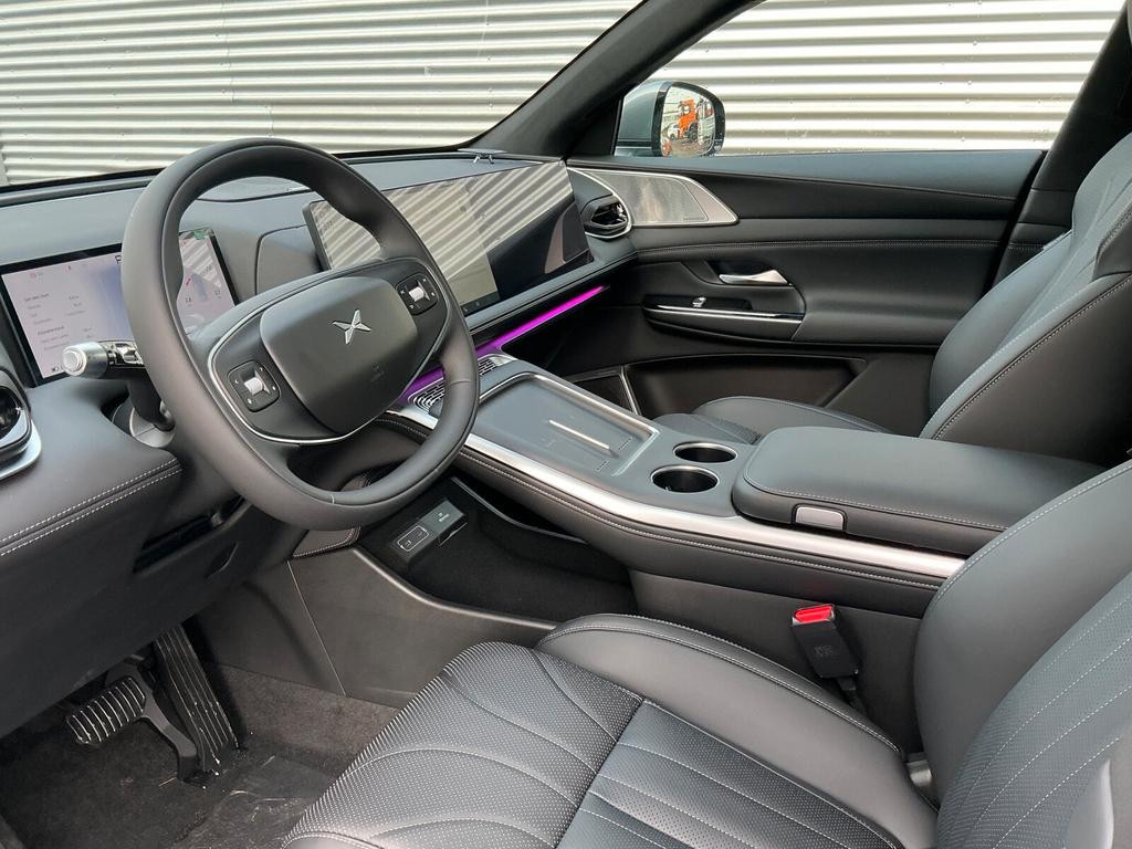 Xpeng G9