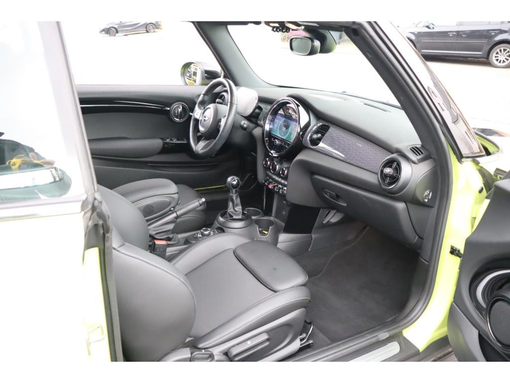 Mini Cooper Cabrio