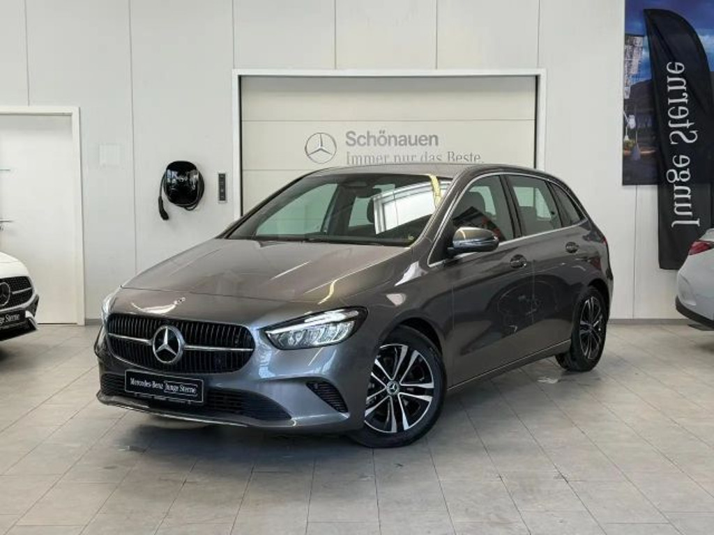 Mercedes-Benz B-Klasse 2024 Benzine