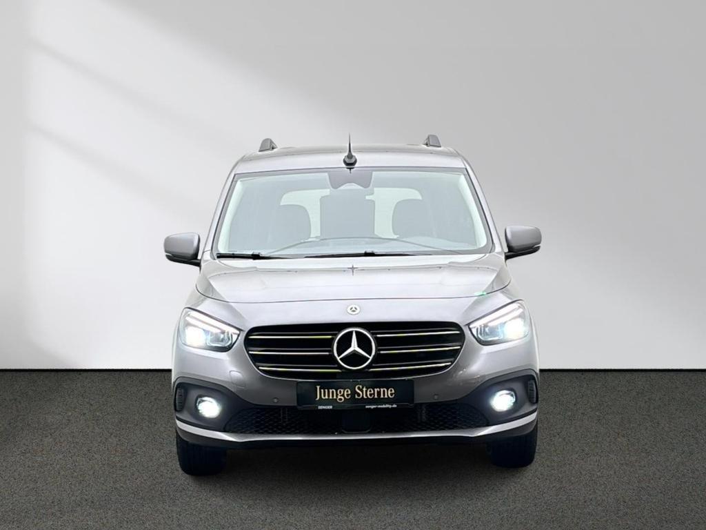 Mercedes-Benz T 180