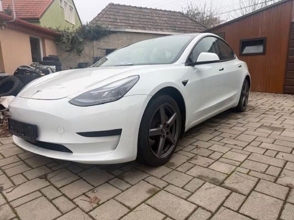 Tesla Model 3 2022 Elektrisch