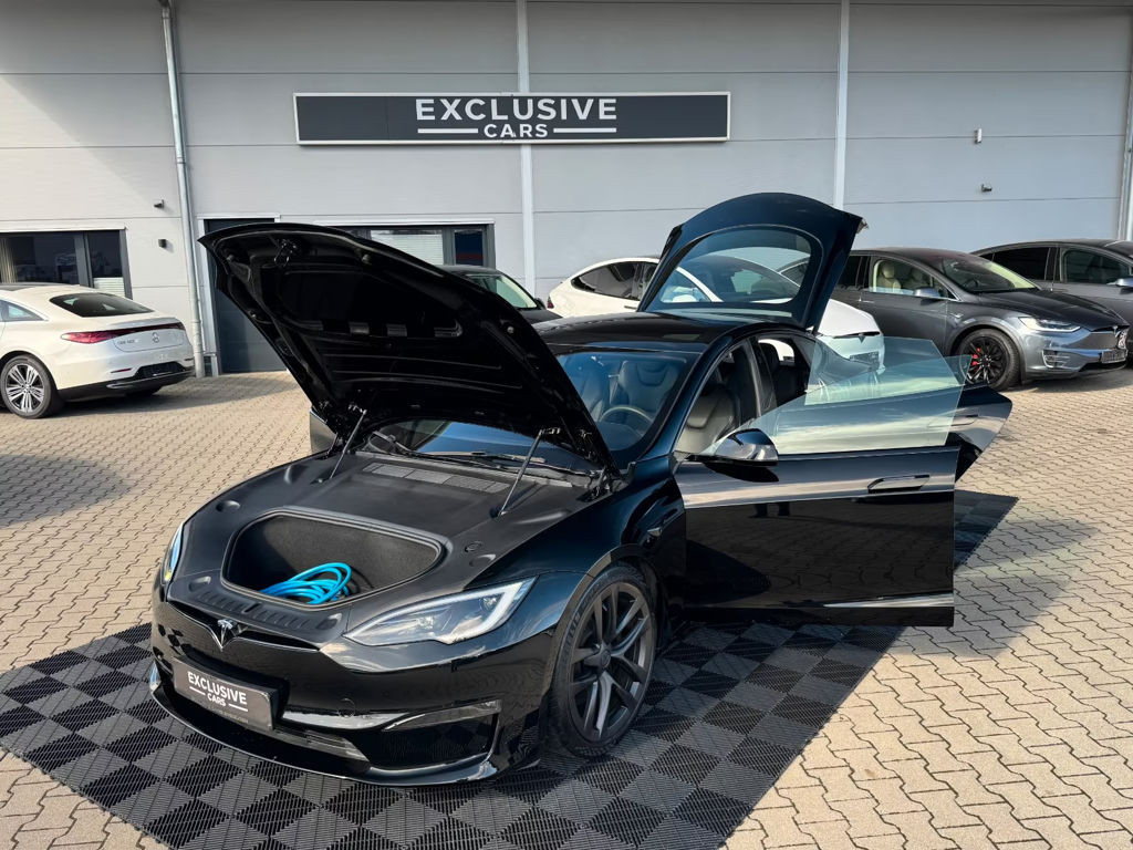 Tesla Model S