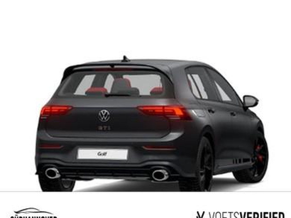 Volkswagen Golf 2023 Benzine