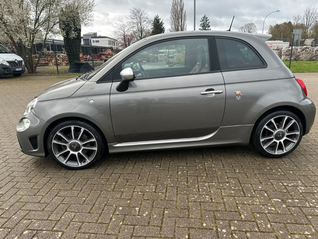 Abarth 500 2021 Benzine