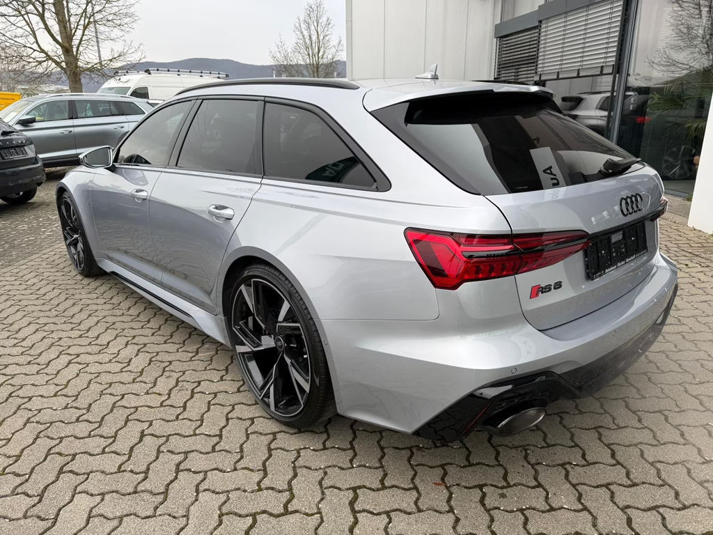 Audi RS6