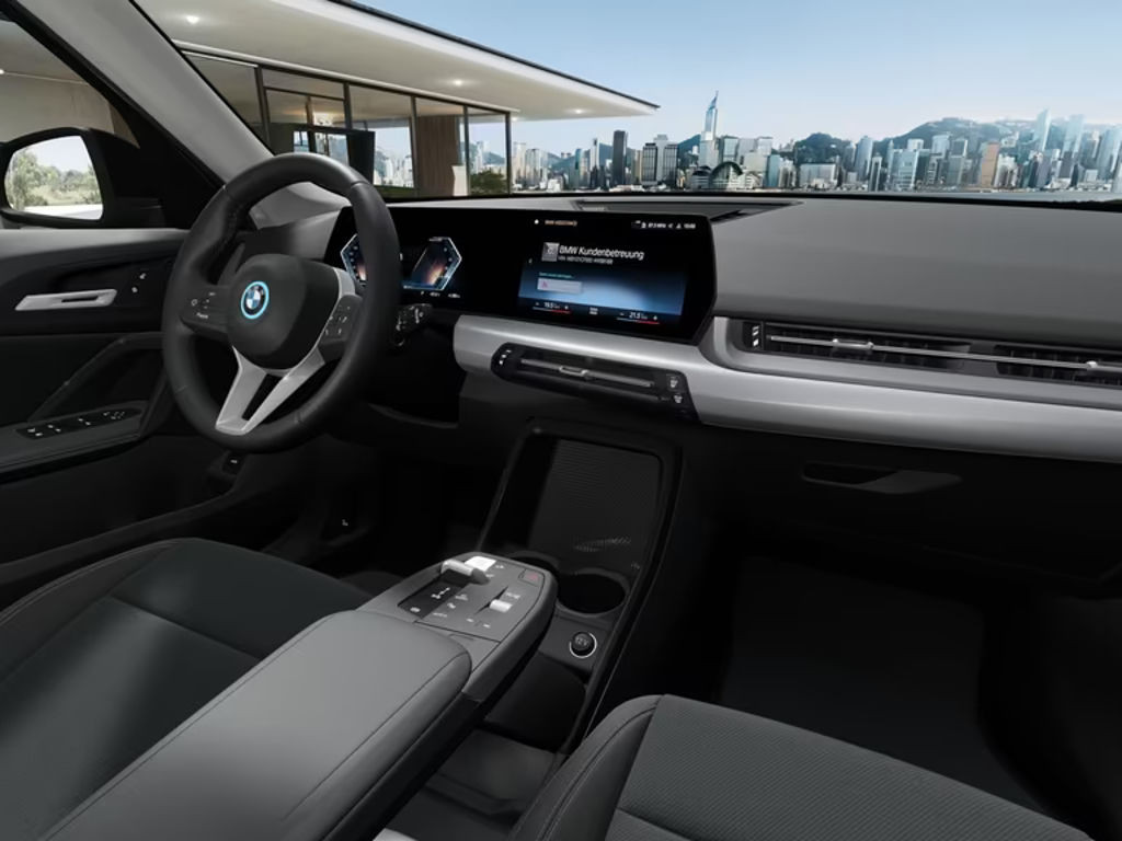 BMW iX1