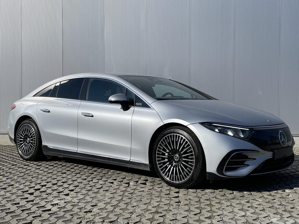 Mercedes-Benz EQS