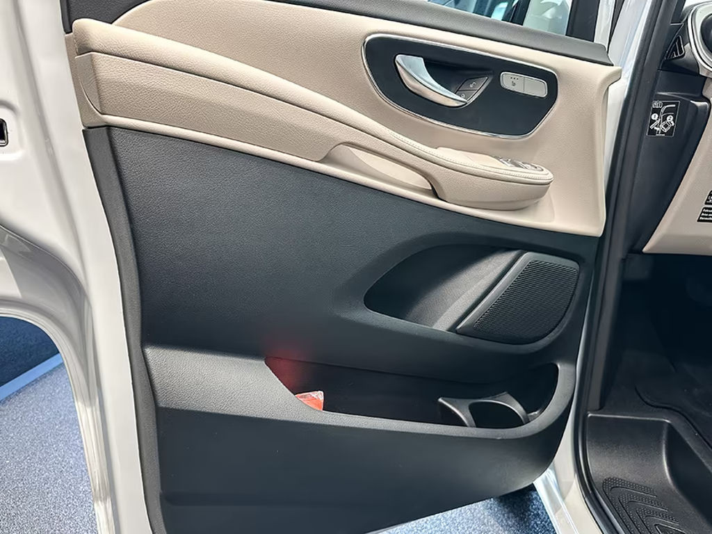 Mercedes-Benz Marco Polo