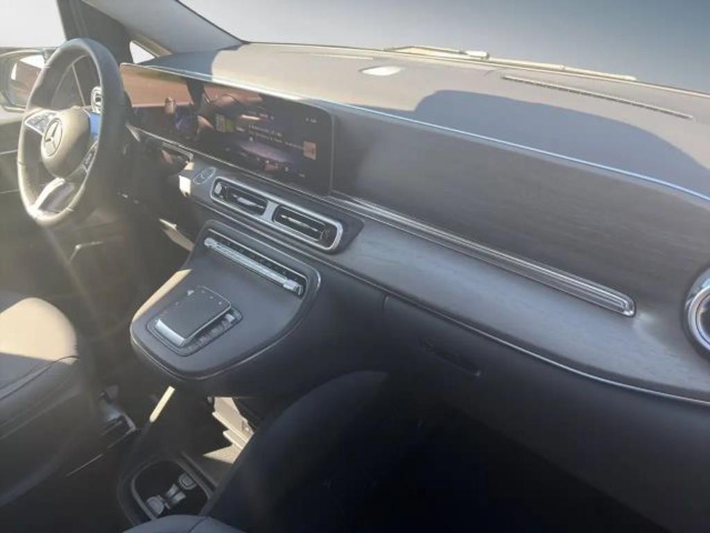 Mercedes-Benz EQV