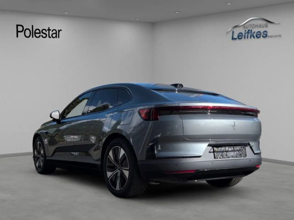 Polestar 4