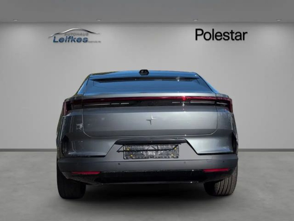 Polestar 4