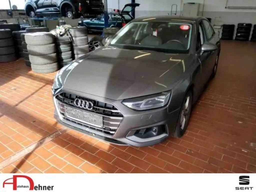 Audi A4 2021 Benzine