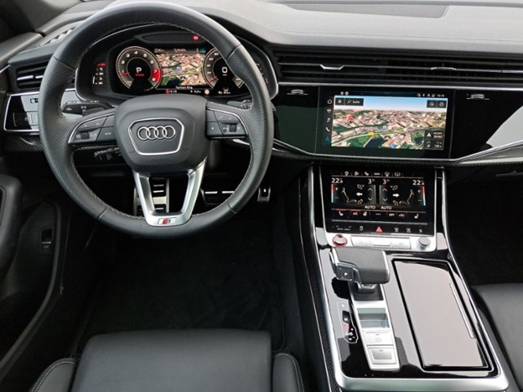 Audi SQ8